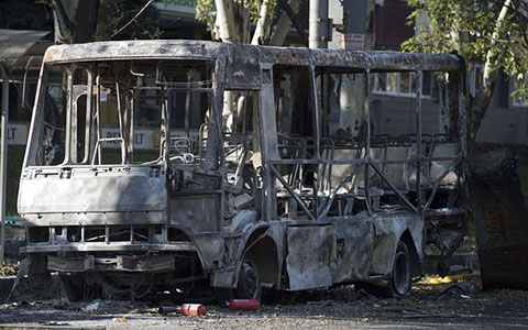 ยูเครน: เกิดเหตุการสู้รบอย่างนองเลือดที่เมืองโดเนตสก์ส่งผลให้มีประชาชนผู้บริสุทธ์เสียชีวิตจำนวนมาก